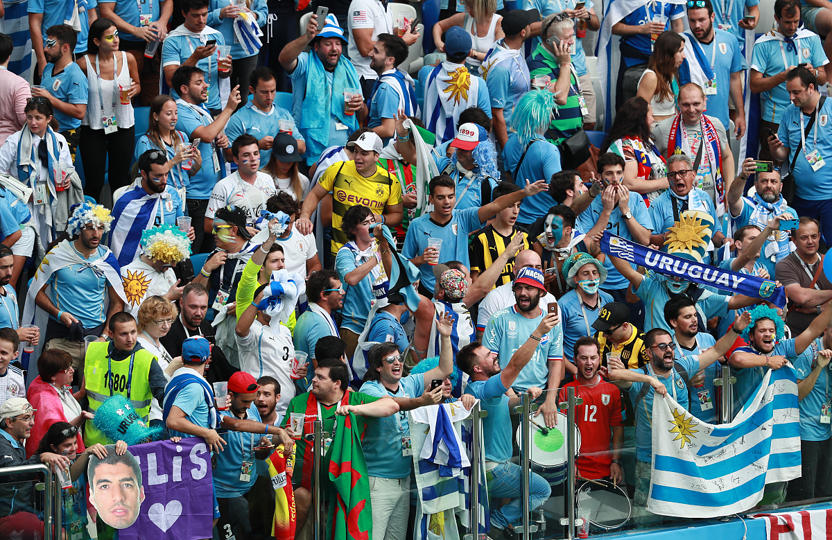 爱游戏官网-欧洲杯资格赛争夺激烈，球队拼尽全力的简单介绍