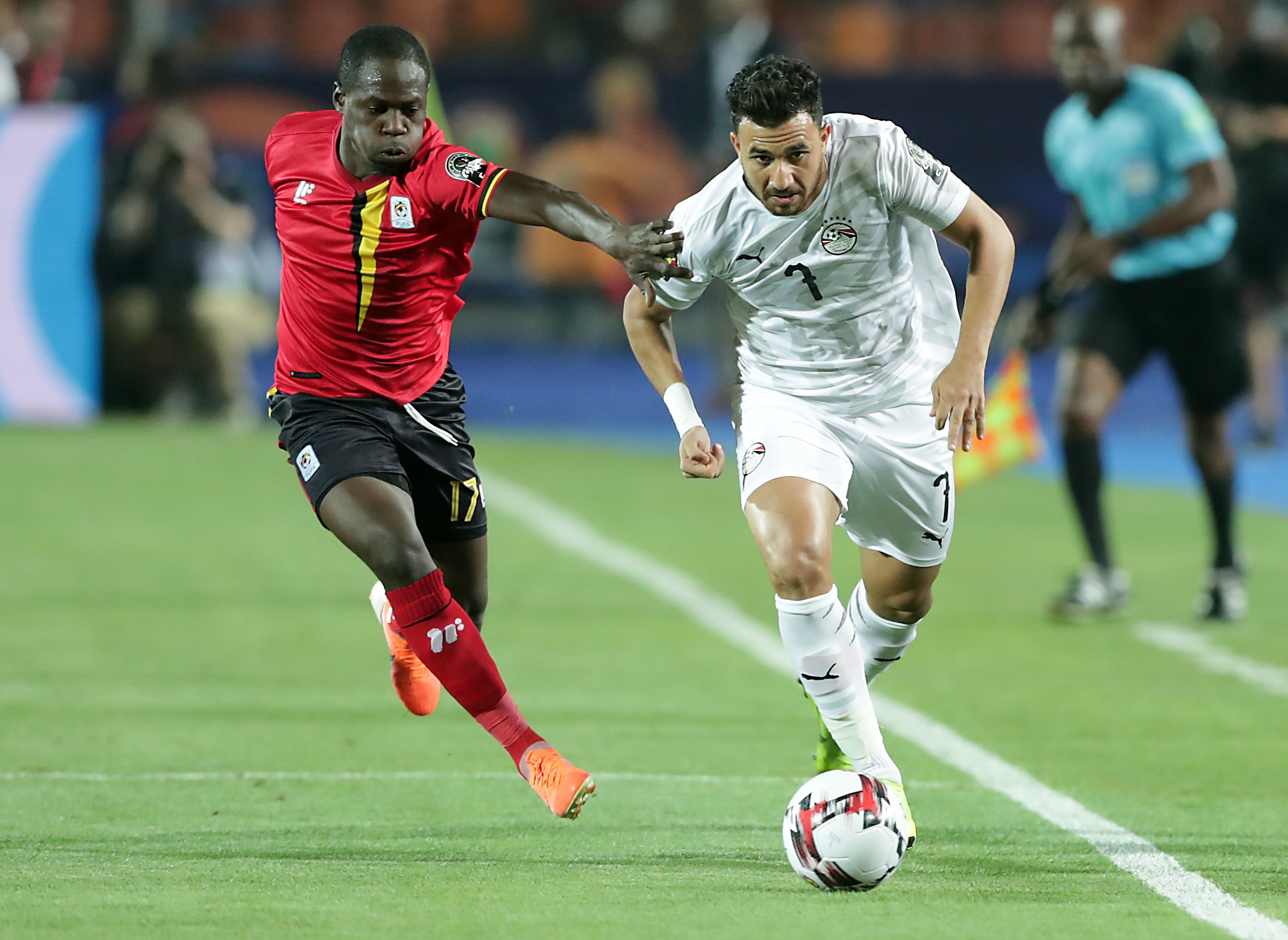 爱游戏体育网站-包含乌干达队遭遇淘汰，失望离场的词条