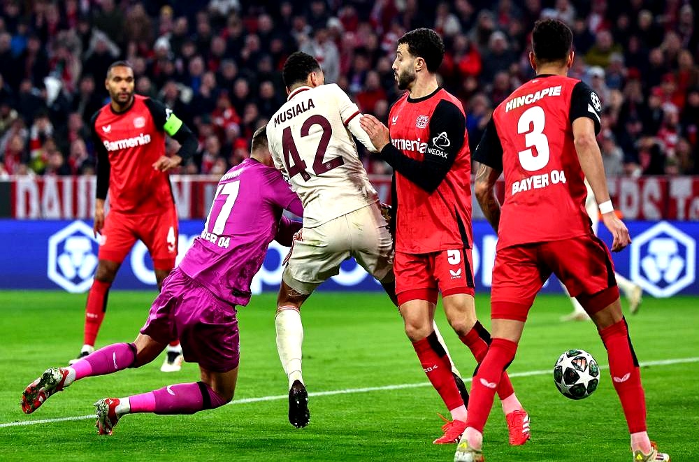 关于马德里竞技坚守主场，双方打平晋级形势不变的信息