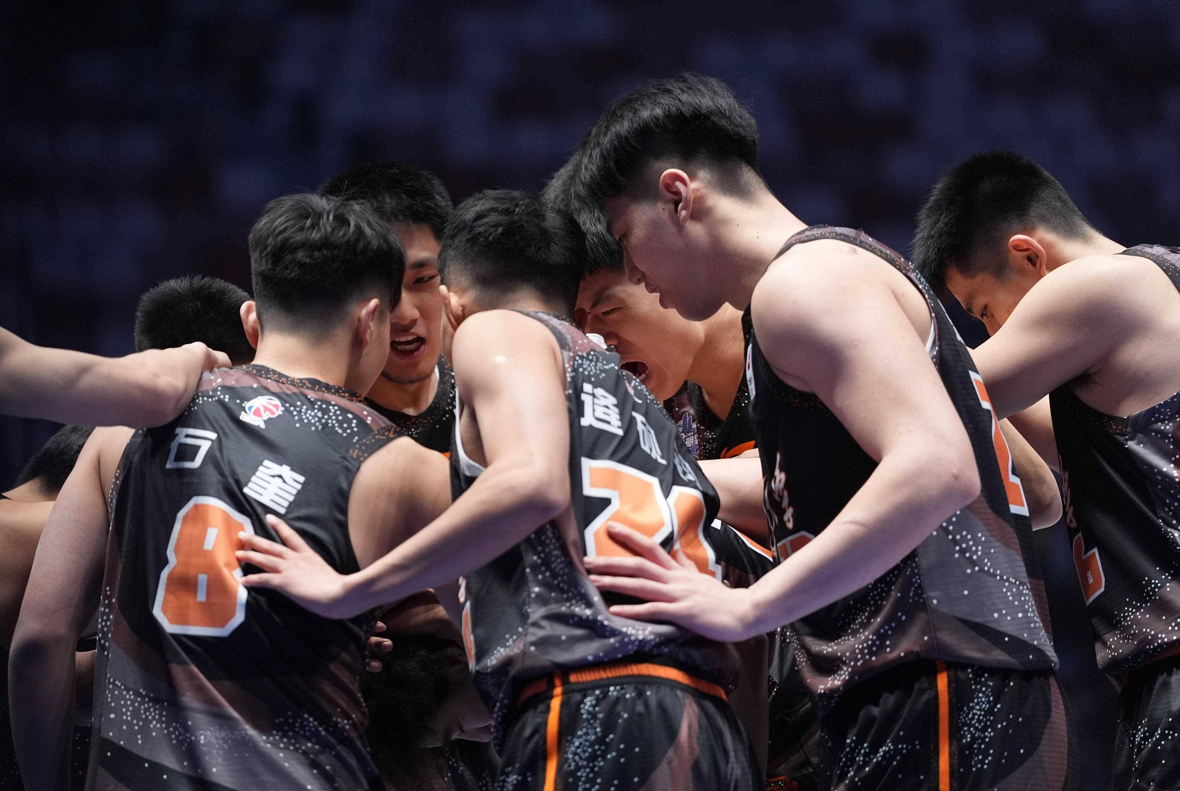 篮球全明星赛精彩上演,明星阵容令人期待 篮球全明星赛精彩上演,明星阵容令人期待