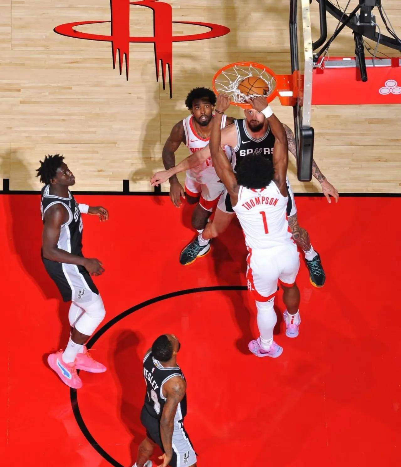 包含快船锋线伤病不断，联盟MVP遥不可及的词条