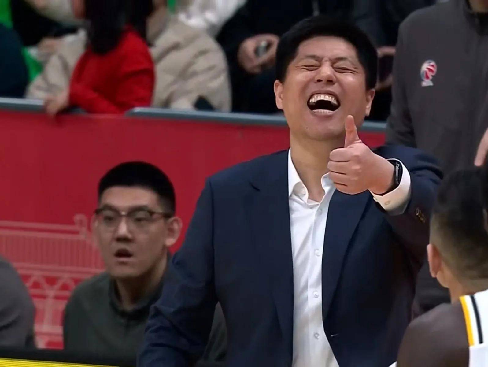 爱游戏网页版-关于立下誓言的球员全力拼搏，为团队博得胜利的信息